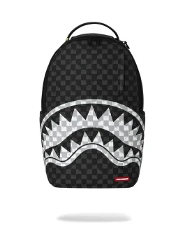 MOCHILA DE TIBURÓN EN BLANCO Y NEGRO CON COMPROBACIÓN POR GOTEO